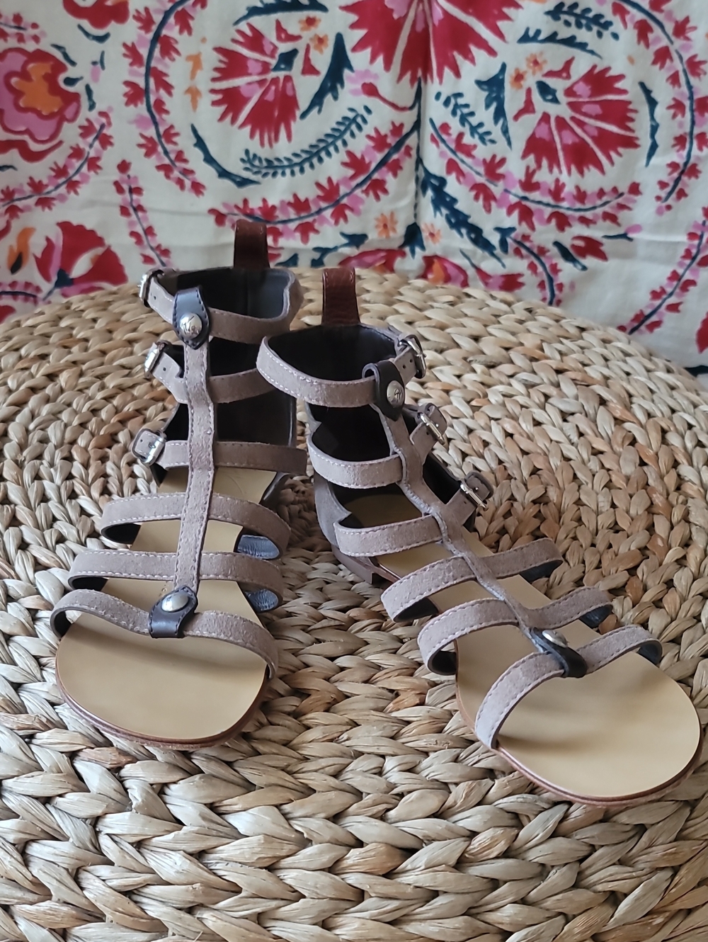 Giuseppe Zanotti Design Vero Cuoio Suede Taupe Gladiator Sandals Made In ITALY